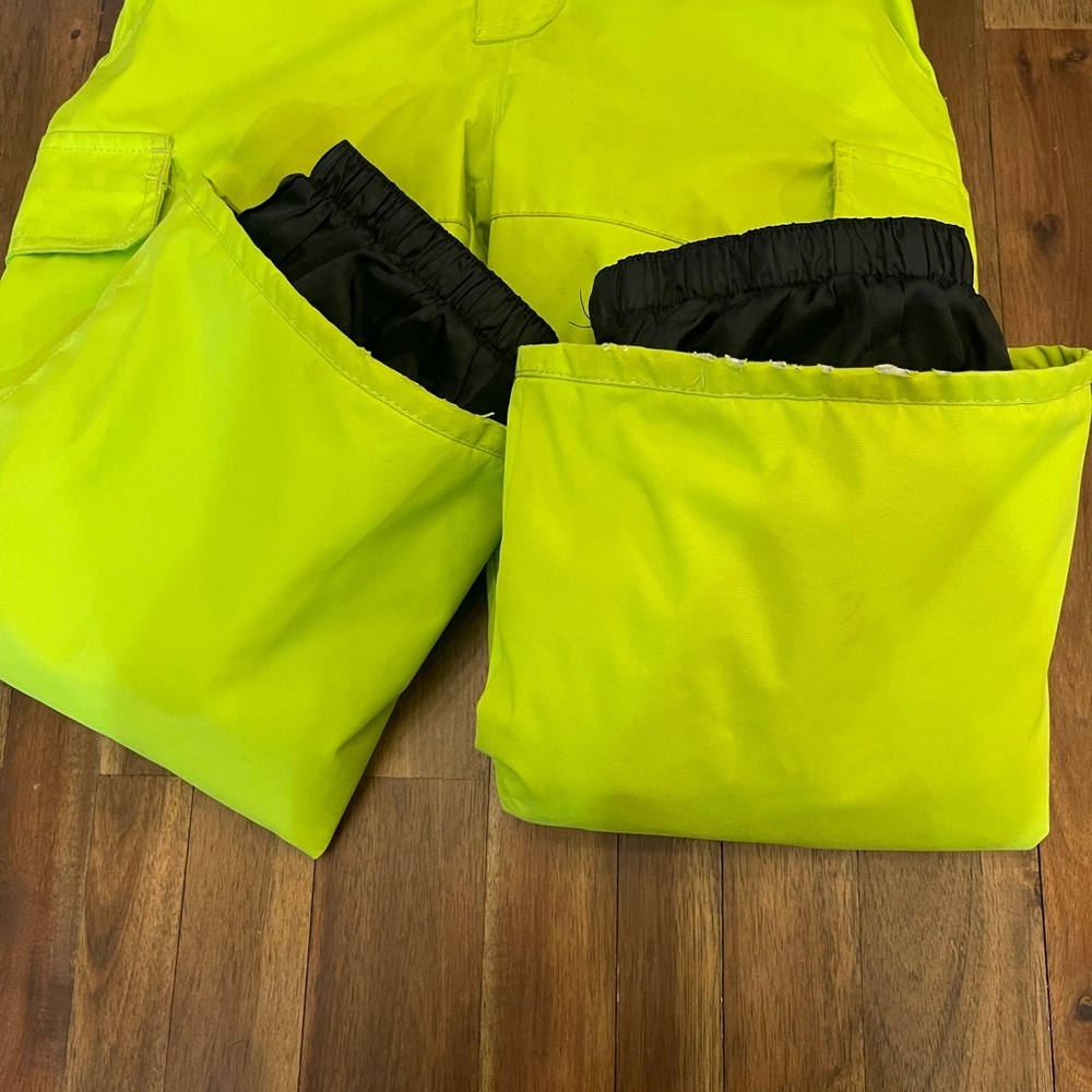 DC snow bibs - Picture 6 of 11
